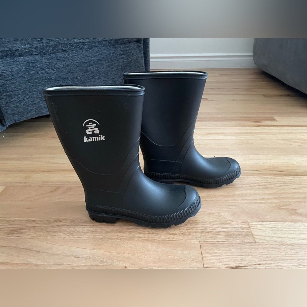 Kids Rain Boots Sz 3 Black KAMIK Brand